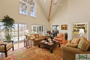 11 N Marsh Rd, Savannah, GA 31410 - Photo 10