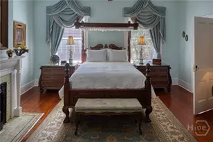 14 E Taylor St, Savannah, GA 31401 - Photo 26