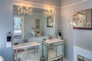 14 E Taylor St, Savannah, GA 31401 - Photo 22