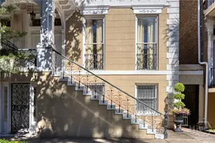14 E Taylor St, Savannah, GA 31401 - Photo 2
