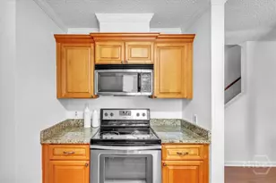 3005 River Dr, Savannah, GA 31404 - Photo 8