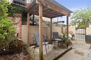 24 E Jones St, Savannah, GA 31401 - Photo 42