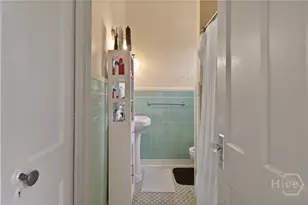 24 E Jones St, Savannah, GA 31401 - Photo 24