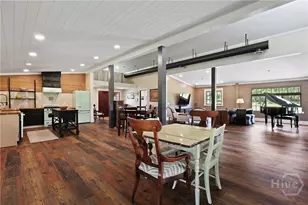 5747 Ogeechee Rd, Savannah, GA 31405 - Photo 10