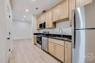8-10 Mastick St, Savannah, GA 31404 - Photo 8