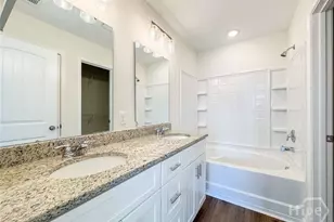 28 Beaumont Dr, Hinesville, GA 31313 - Photo 14