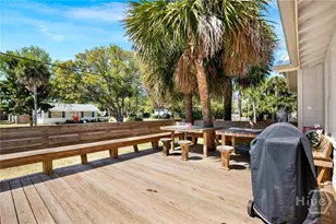 1402 6th Ave, Tybee Island, GA 31328 - Photo 6