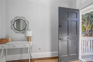 302 E 35th St, Savannah, GA 31401 - Photo 4