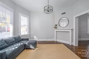 302 E 35th St, Savannah, GA 31401 - Photo 6