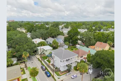 302 E 35th Street, Savannah, GA 31401 - Photo 2