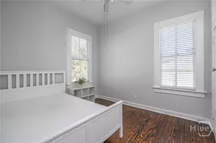 302 E 35th St, Savannah, GA 31401 - Photo 18