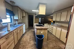 782 E Deerfield Rd, Bloomingdale, GA 31302 - Photo 6