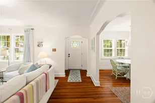 1318 E 51st St, Savannah, GA 31404 - Photo 8