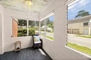 1318 E 51st St, Savannah, GA 31404 - Photo 6