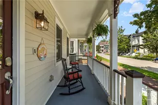 409 E Park Ave, Savannah, GA 31401 - Photo 2