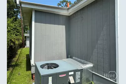 737 E 37th Street, Savannah, GA 31401 - Photo 26