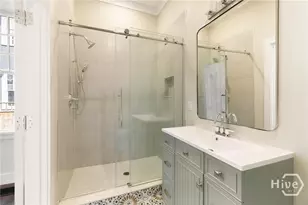 627 W 37th St, Savannah, GA 31401 - Photo 12