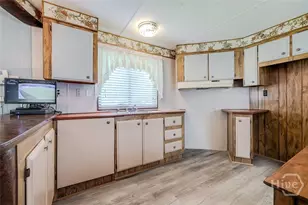 205 Oak Dr, Bloomingdale, GA 31302 - Photo 14