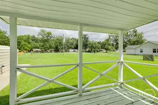 205 Oak Dr, Bloomingdale, GA 31302 - Photo 6