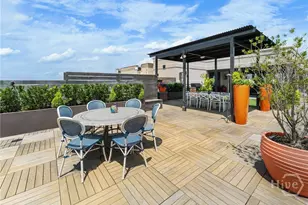 300 Bull St, Savannah, GA 31401 - Photo 36