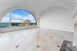 300 Bull St, Savannah, GA 31401 - Photo 8