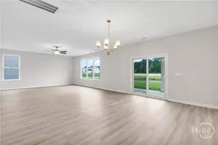 759 Highland Cir, Richmond Hill, GA 31324 - Photo 8