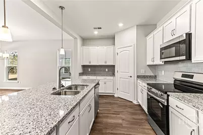 198 Brookline Drive, Savannah, GA 31407 - Photo 10