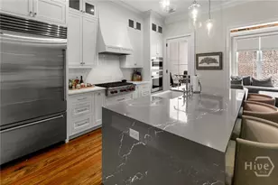 105 E Gordon St, Savannah, GA 31401 - Photo 10