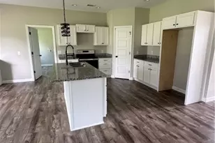 618 N McDonald St, Ludowici, GA 31316 - Photo 6