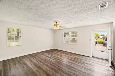 9 Hampstead Avenue, Savannah, GA 31405 - Photo 12