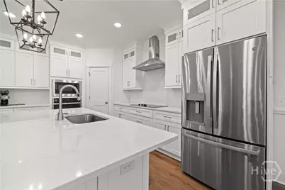 709 Beauregard Street, Savannah, GA 31405 - Photo 16