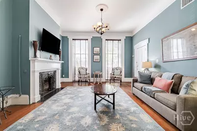 28 E Taylor Street, Savannah, GA 31401 - Photo 6