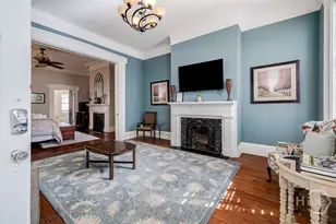 28 E Taylor St, Savannah, GA 31401 - Photo 4