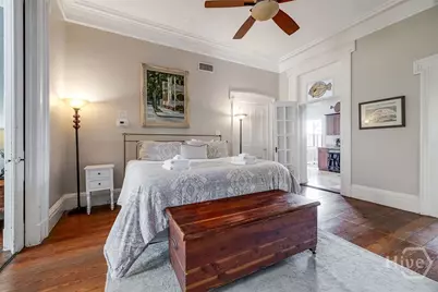 28 E Taylor Street, Savannah, GA 31401 - Photo 12