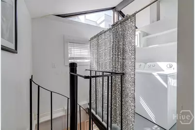 28 E Taylor Street, Savannah, GA 31401 - Photo 52
