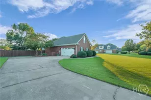 204 Camden Yard Ct, Guyton, GA 31312 - Photo 2
