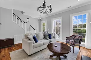 112 W Taylor St, Savannah, GA 31401 - Photo 8