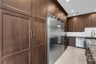 112 W Taylor St, Savannah, GA 31401 - Photo 24