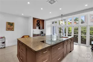 112 W Taylor St, Savannah, GA 31401 - Photo 26
