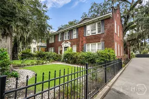 17 E 37th St, Savannah, GA 31401 - Photo 6