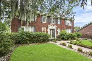 17 E 37th St, Savannah, GA 31401 - Photo 4