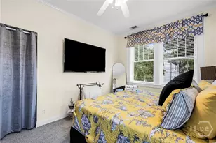 17 E 37th St, Savannah, GA 31401 - Photo 16