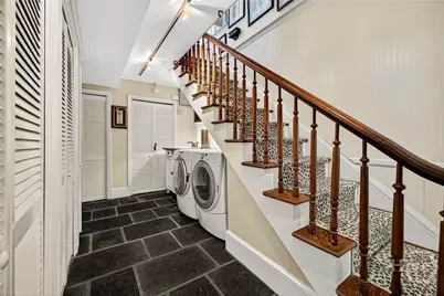 203 W Charlton Street, Savannah, GA 31401 - Photo 32