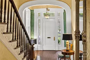 203 W Charlton St, Savannah, GA 31401 - Photo 18