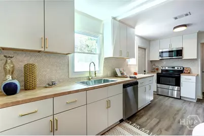 1911 Greenwood Street, Savannah, GA 31404 - Photo 18