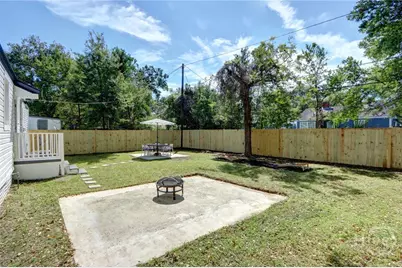 1911 Greenwood Street, Savannah, GA 31404 - Photo 32