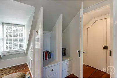 326 E Bryan Street, Savannah, GA 31401 - Photo 34