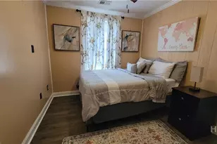 1704 E 31st St, Savannah, GA 31404 - Photo 14