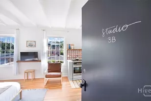 1 E Gordon St, Savannah, GA 31401 - Photo 4