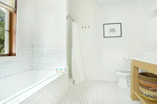 1 E Gordon St, Savannah, GA 31401 - Photo 36